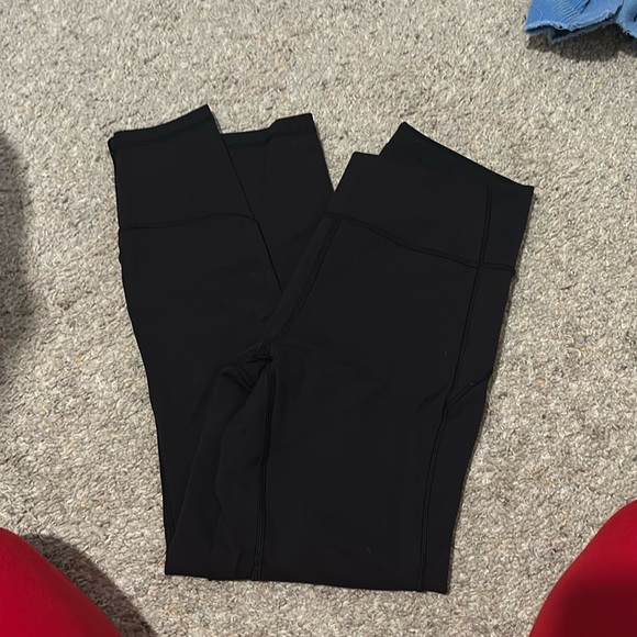 Discontinued Style ** Lululemon In Movement Leggings 25” Black - Picture 1 of 2